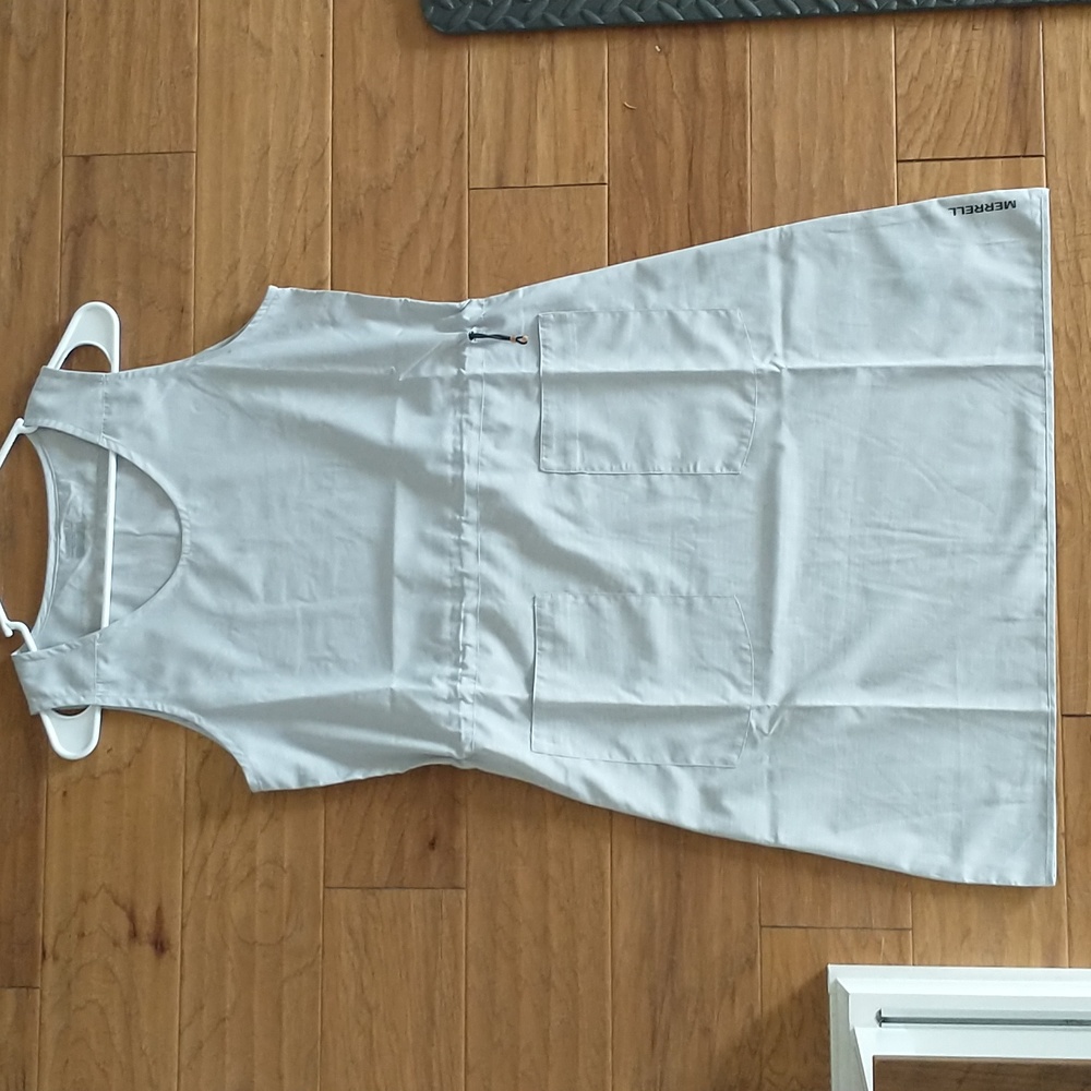 Merrell Lightweight Athletic Tank Dress, Adjustable waist, Size small